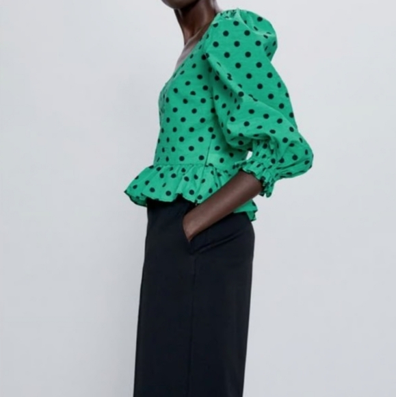 🍁🆕️Zara XS Polkadot Peplum Blouse - Picture 4 of 10